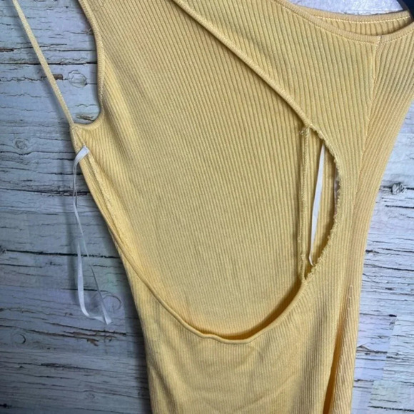 Auteur Joan Knit backless Maxi Dress in Mustard yellow medium - Picture 11 of 15